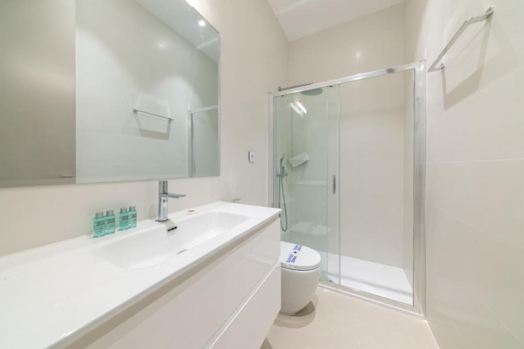 2 Bedrooms 2 Bathrooms Furnished - Delicias - Modern- Mintystay Madrid Exterior photo